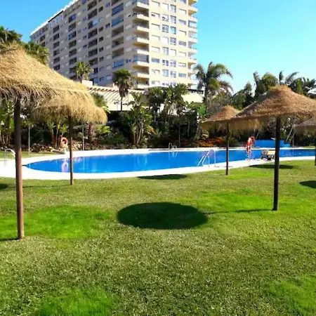 Beachfront Complex El Coloso Views,pools,parking Costa Apartamento *