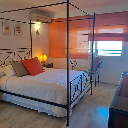Beachfront Complex El Coloso Views,pools,parking Costa Benalmadena